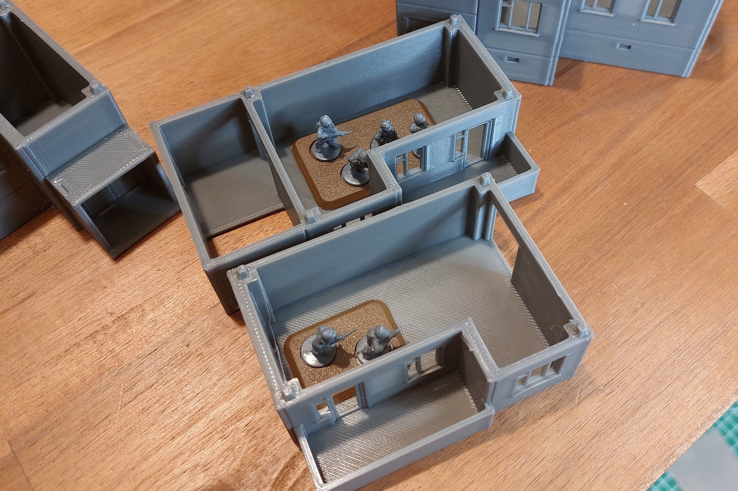 ZONA ALFA Pripyat Apartment Tower Type 1 - RPG Miniatures Gaming Terrain