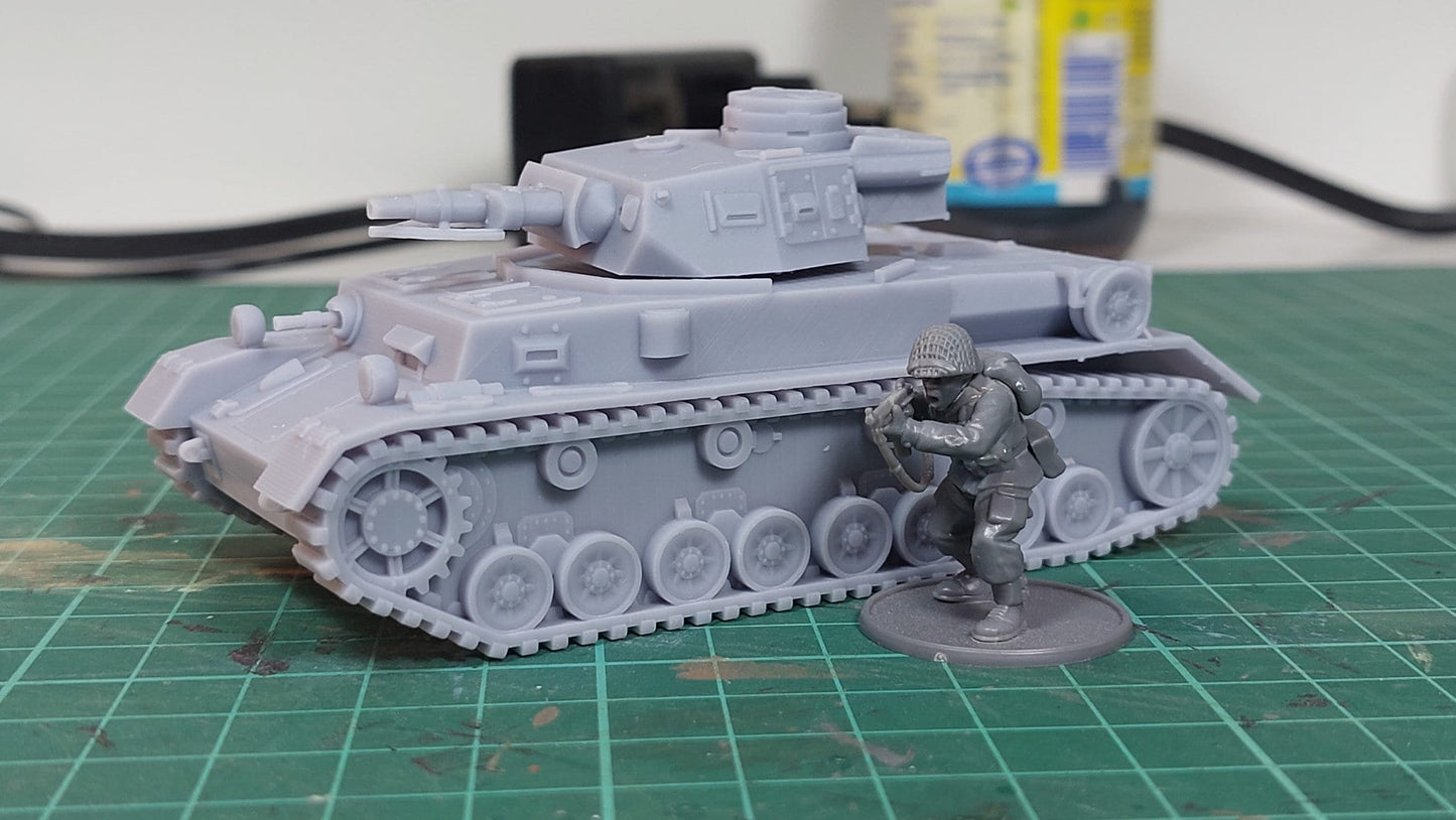 PZ.KPFW. IV F1 - WW2 German Tank - 3D Resin Printed 28mm / 20mm / 15mm Miniature Tabletop Wargaming Vehicle
