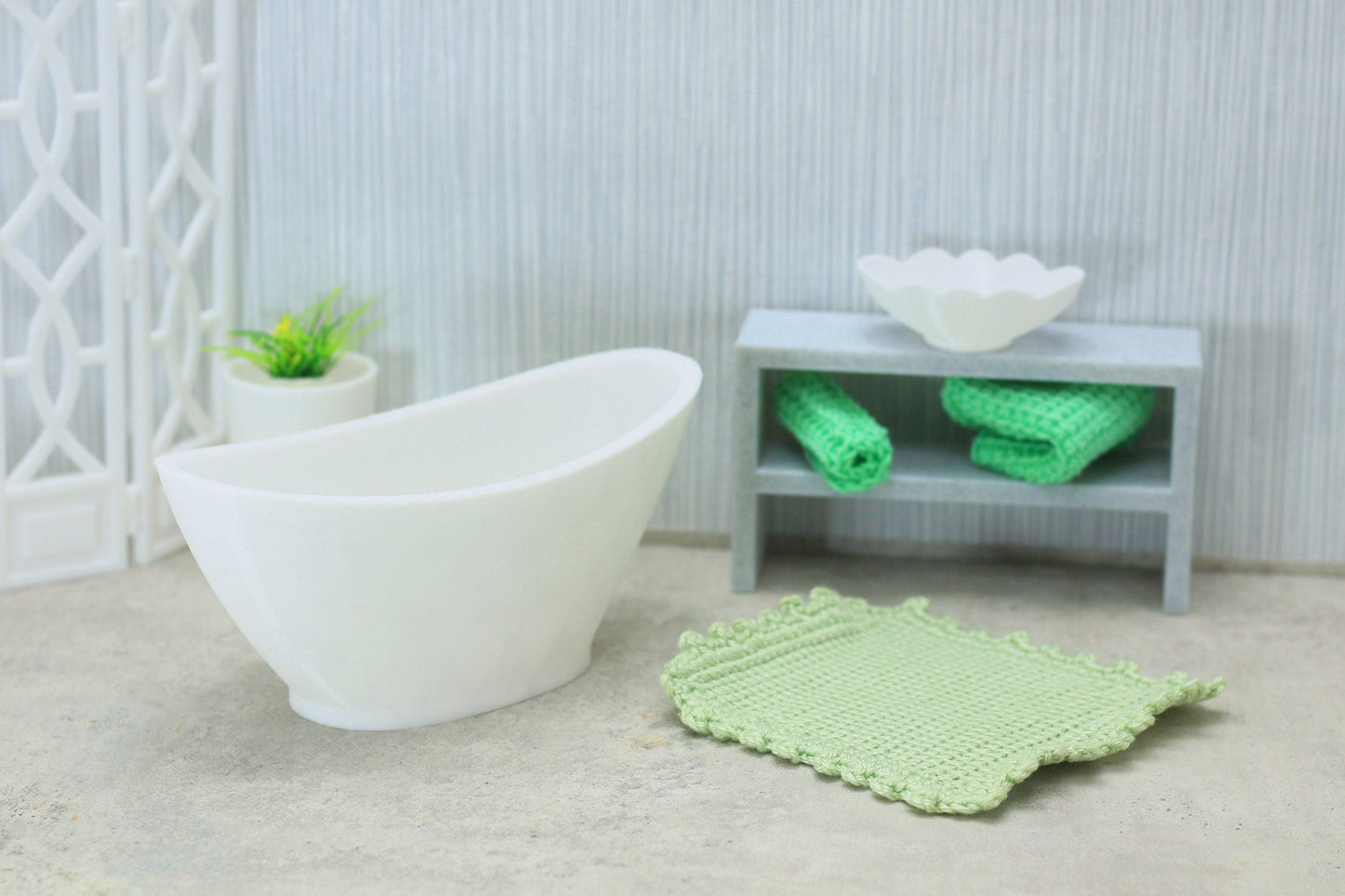 Modern Oval Bathtub | 1:12 & 18 Scale Dollhouse Bathroom Furniture | 3D Printed Miniature