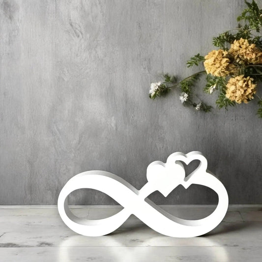 Infinity-Deko mit Herz – Symbol unendlicher Liebe im modernen Design