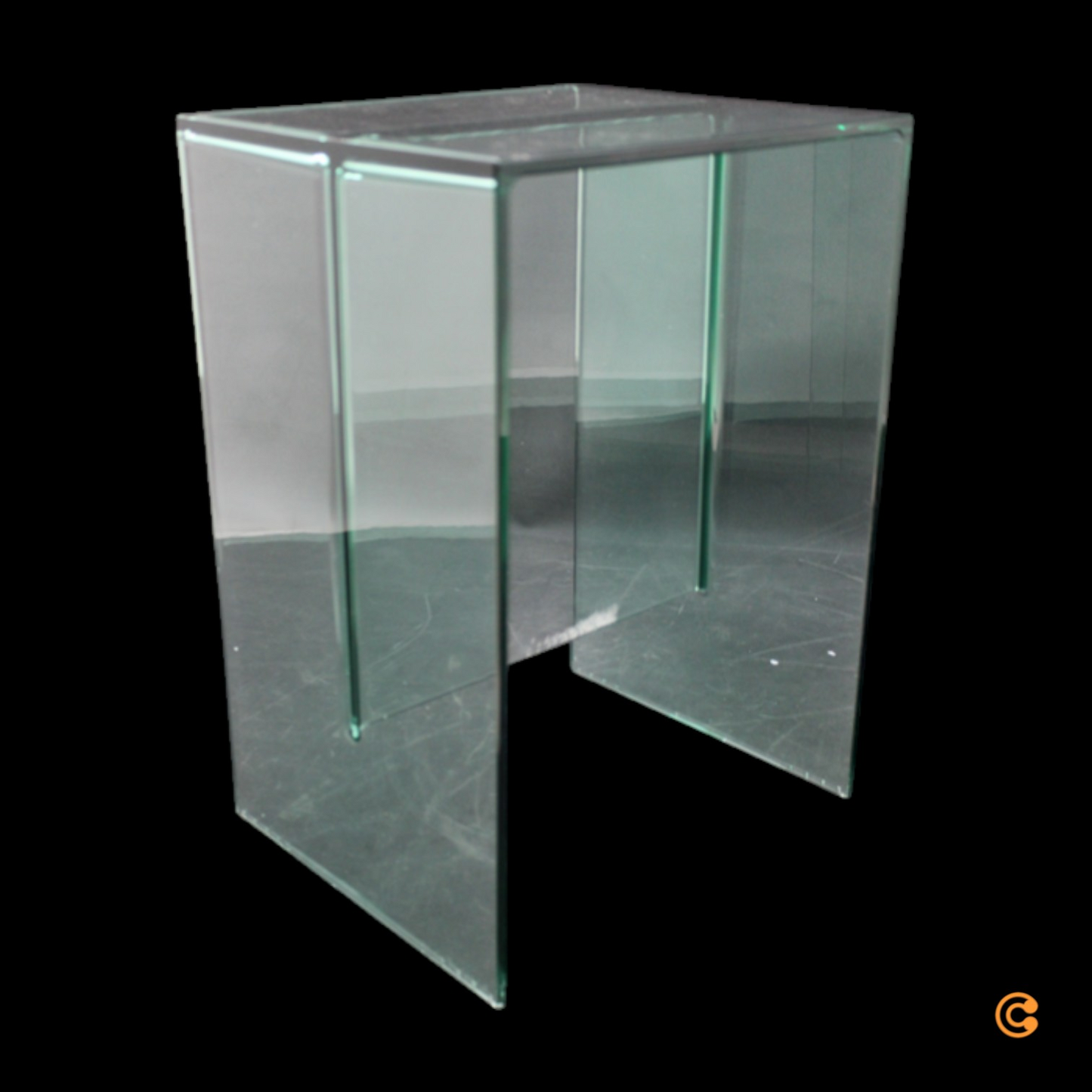 Kartell Max Beam hægindastóll, hliðarborð, barstóll, borð í B-flokki. Sjá texta og myndir.