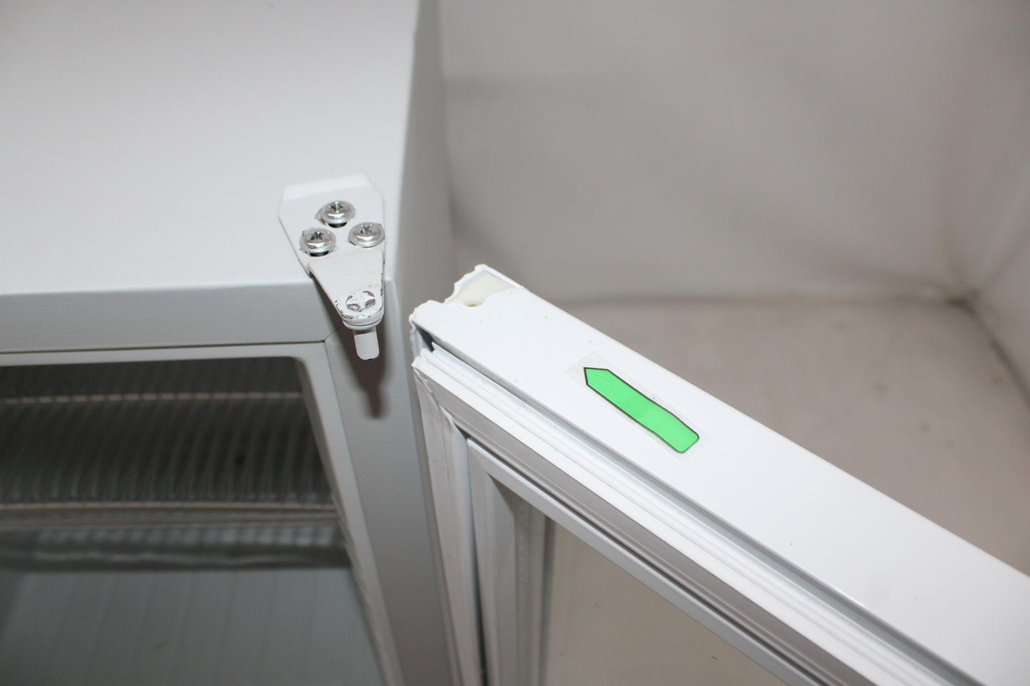 B-Ware Klarstein Brooklyn 32 L Mini Kühlschrank Kompaktkühler Minibar Defektware