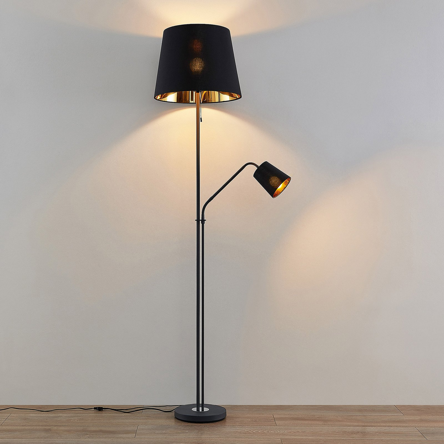 B-grade Lindby Efalia floor lamp, reading lamp, black G347
