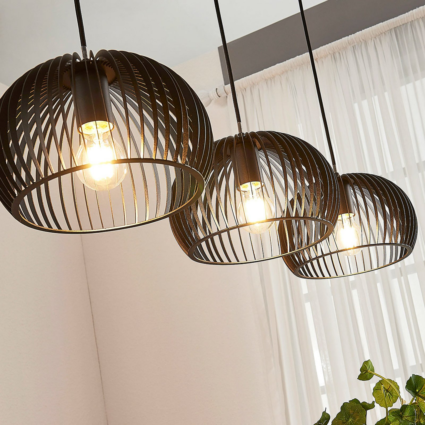B-Ware Lindby Pendelleuchte Jusra Hängeleuchte Lampe Leuchte 3 Flg. E27 Metall Schwarz