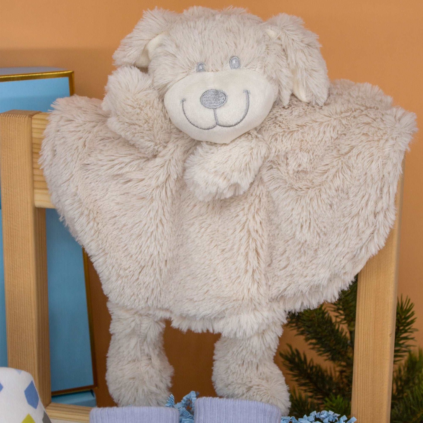 Luxuriöses Baby-Geschenkset: Schmusetuch, Lätzchen & Socken in edler Geschenkbox