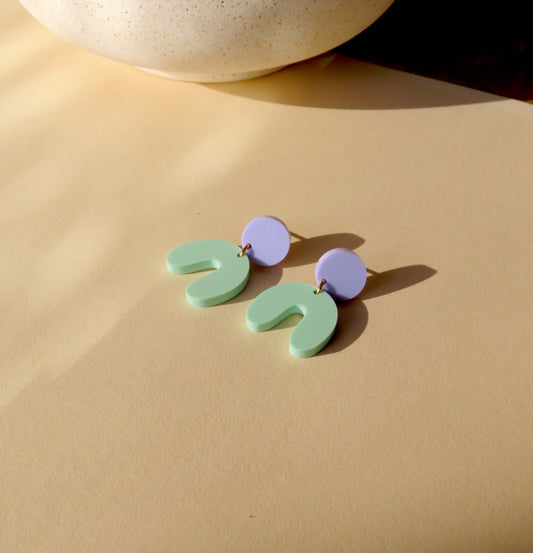 Flieder Hellgrün Arch Bogen Ohrringe