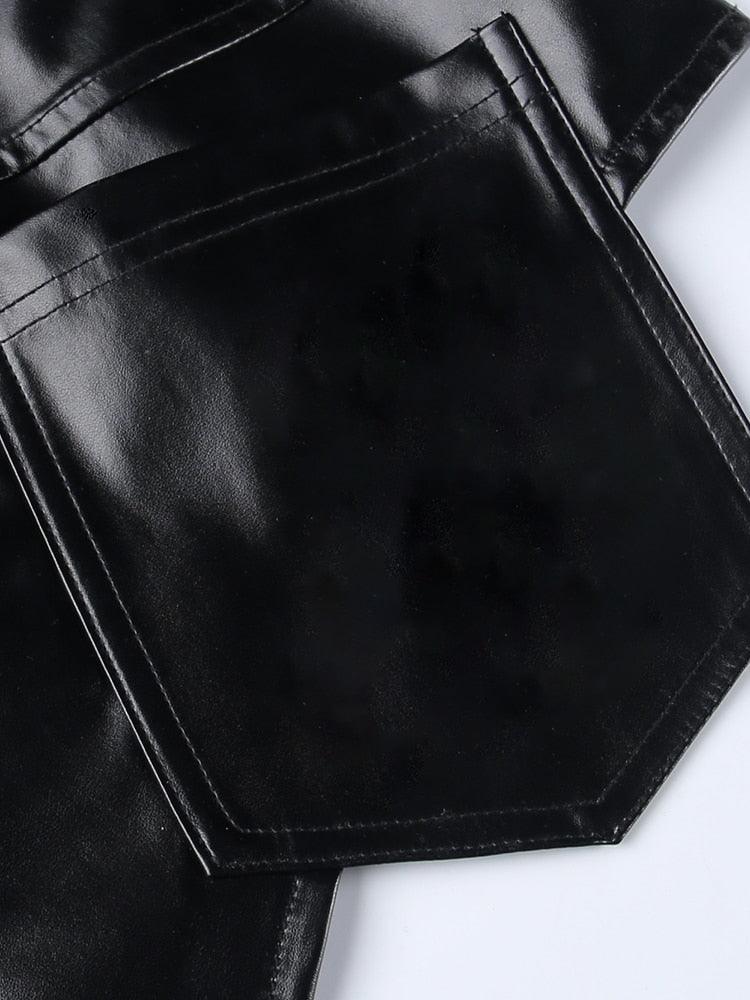 Triangle Pocket Short