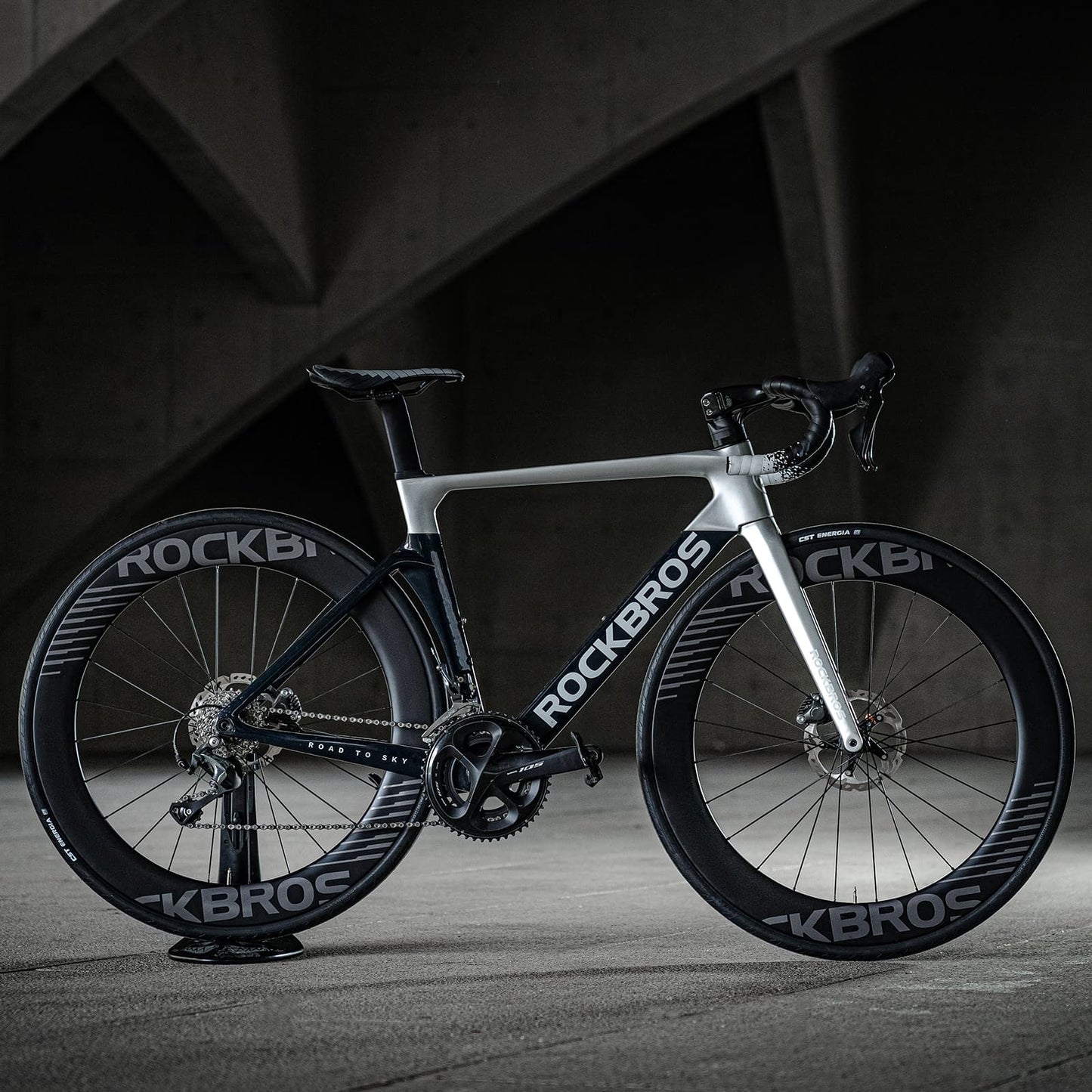 ROCKBROS 700C Carbon Wheelset 65mm Disc Brake Thru Axle Wheel Set for Road Bike