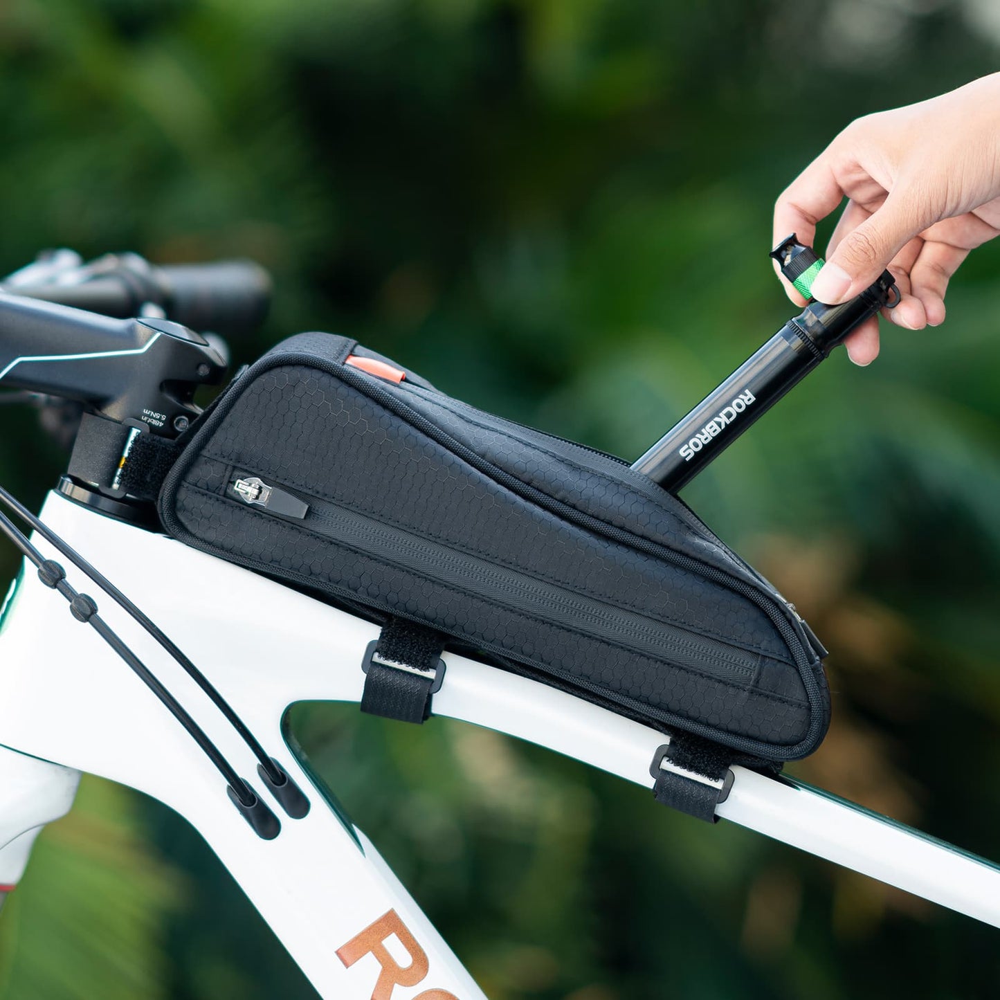 ROCKBROS CO2 Fahrradpumpe 110 PSI Aluminium Minipumpe Schwarz