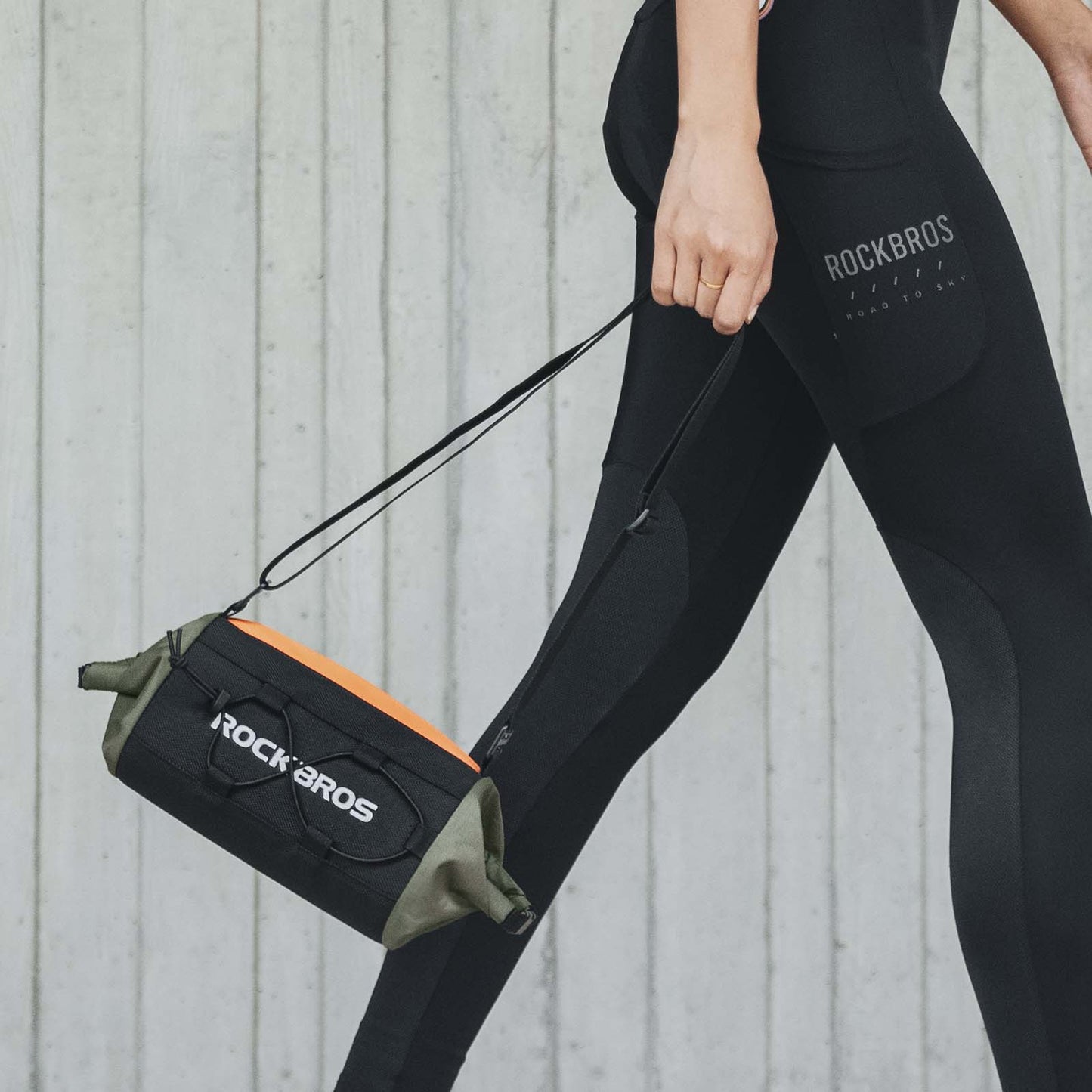 Geymslutaska fyrir hjólastýri með axlaról