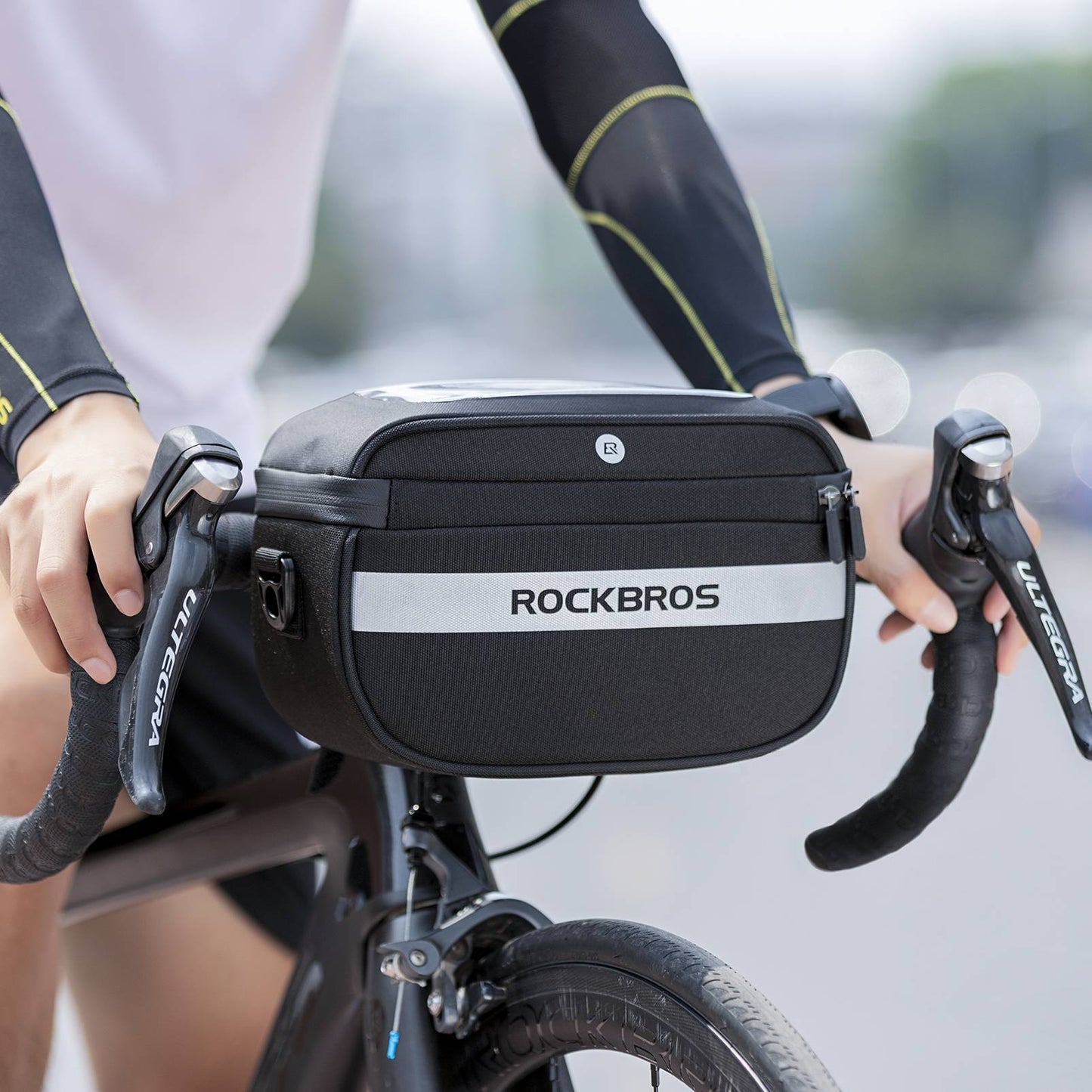 ROCKBROS Multifunctional Bicycle Handlebar Bag with PVC Touchscreen and Shoulder Strap