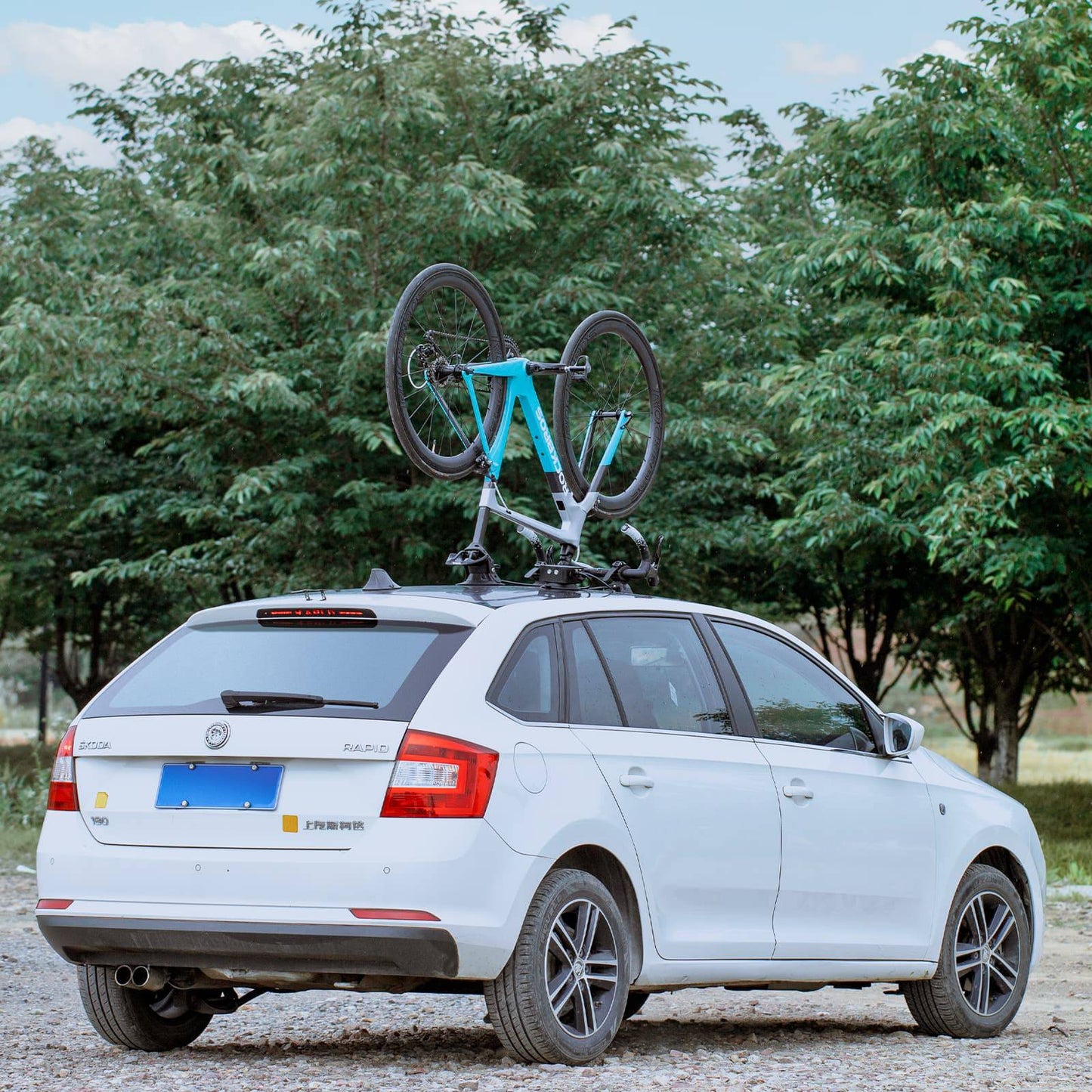 ROCKBROS flytjanlegur rafmagnshjólastæði með sogbolla