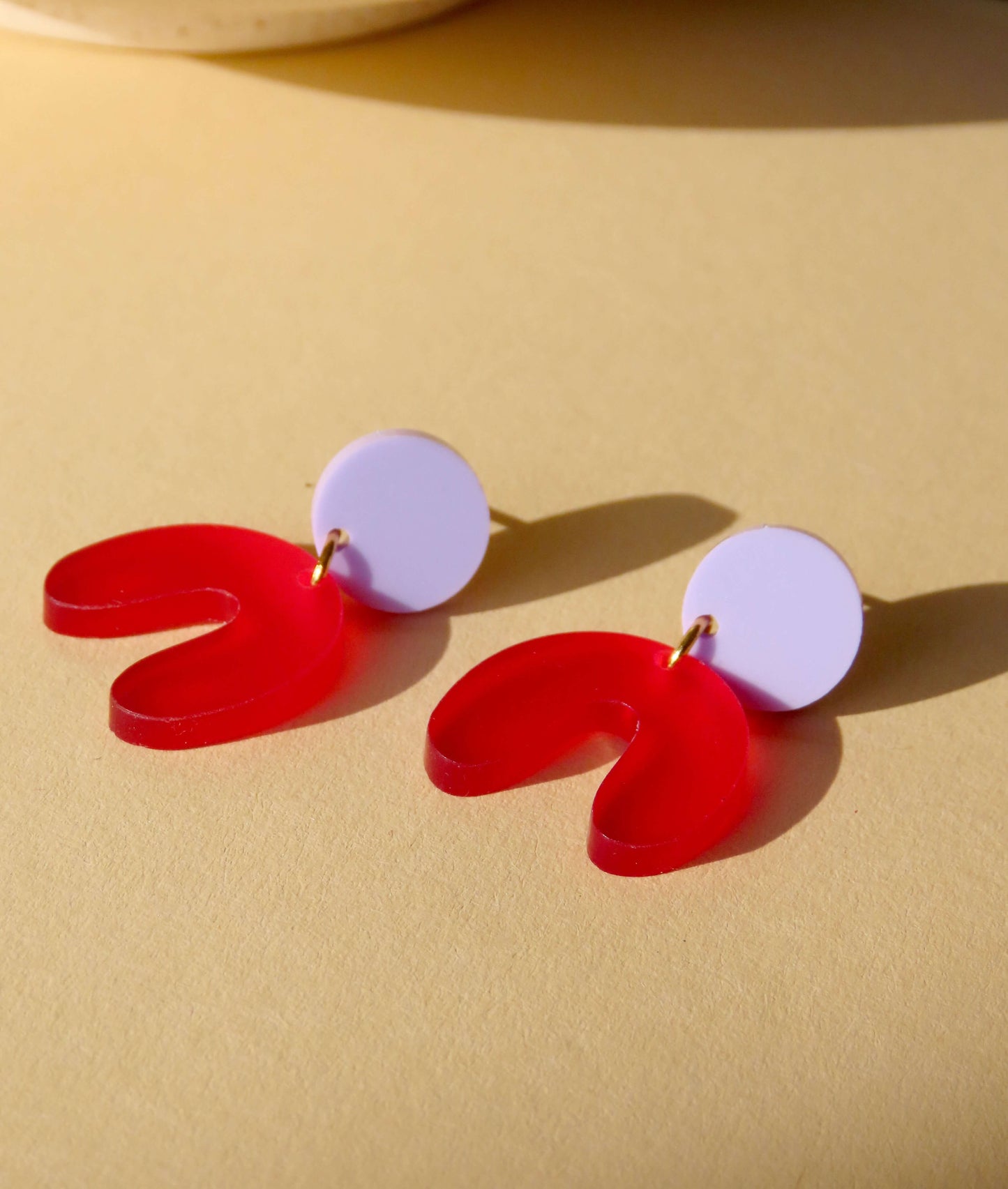 Flieder Rot Arch Bogen Ohrringe