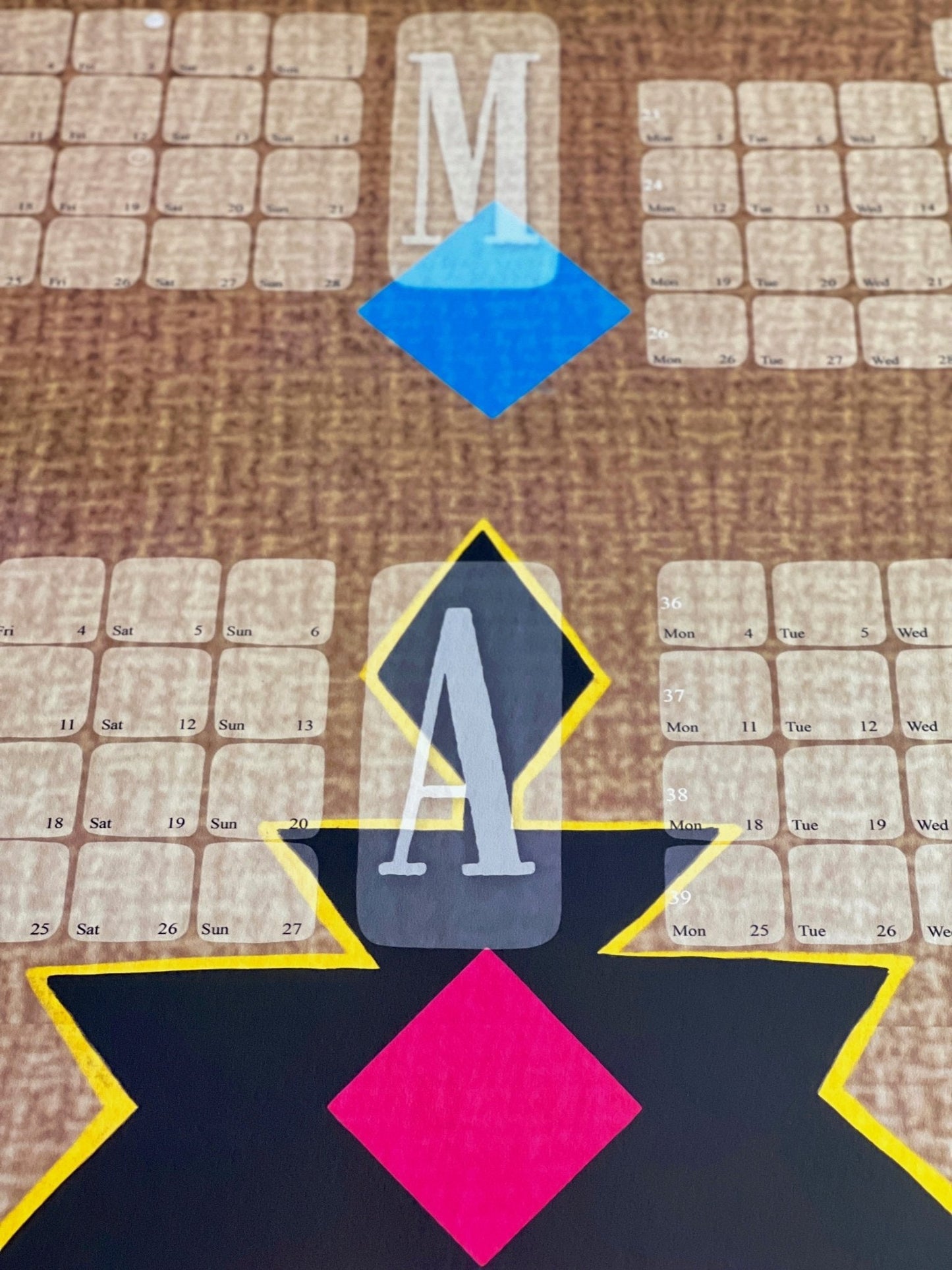 Veggdagatal // Kilim Big Mountain brúnbleik