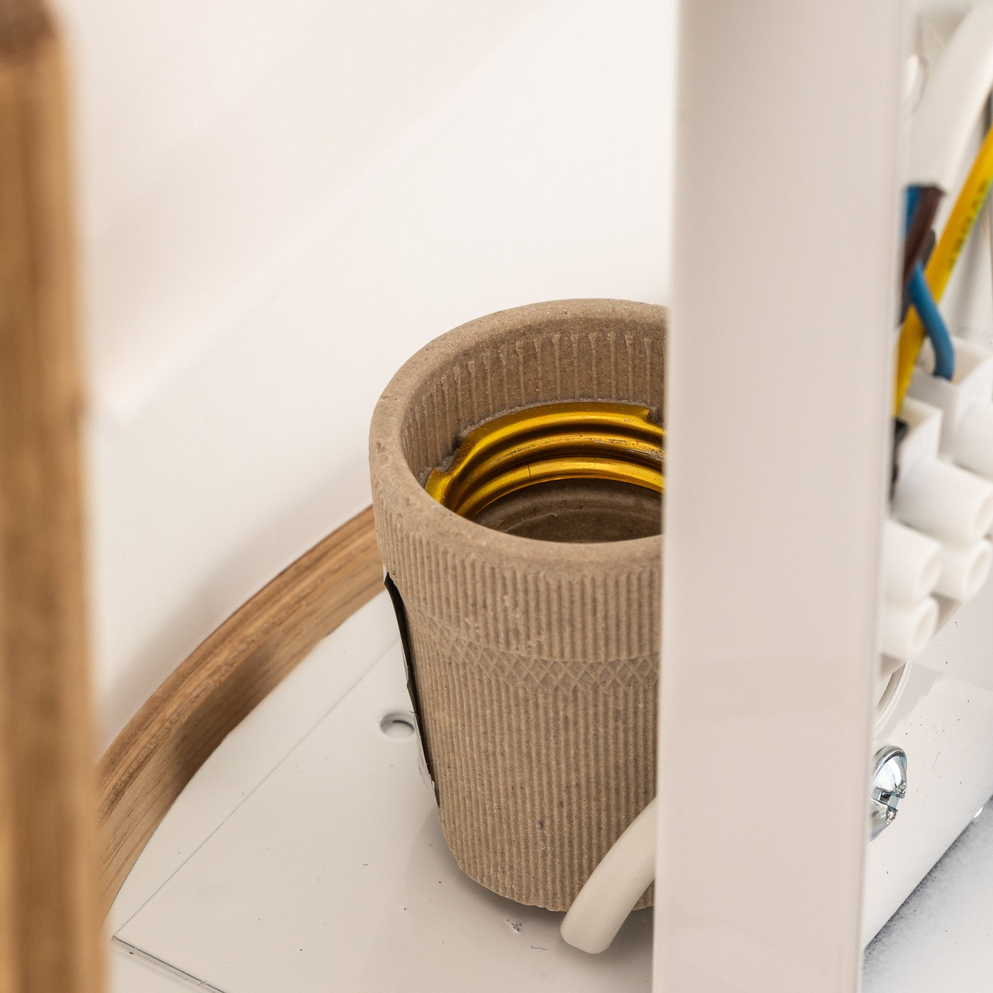 B-flokks Envostar veggljós, Zanna trévegglampi, E27, ljós eik, 22 cm hár, ljós